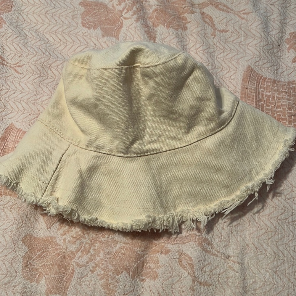 BRAND NEW FRINGED NATURAL CANVAS BUCKET HAT one size fits most